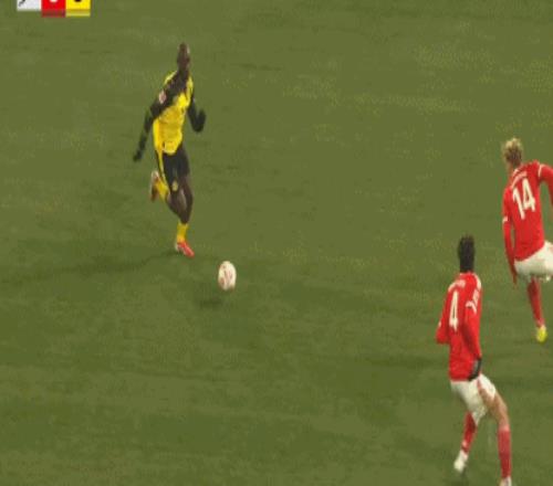 WWE SD,兰迪戏谑塞,与科迪罗兹,开云体育,开云体育官网,开云体育app,开云体育app下载