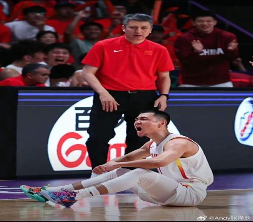 德意对决首,发亮相,克莱因丁斯,开云体育,开云体育官网,开云体育app,开云体育app下载